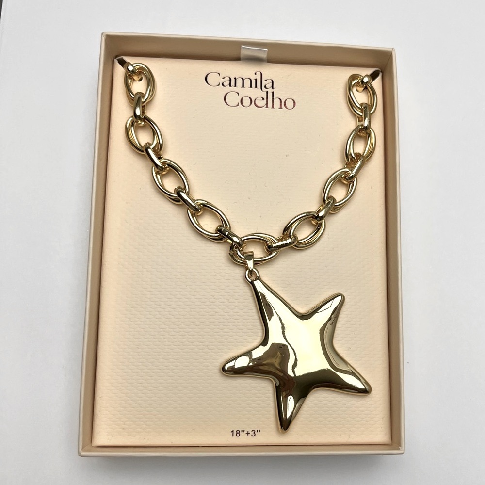 NWT ⚜️🌟⚜️ Camila Coelho Gorgeous Star medallion Necklace